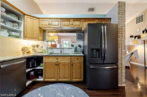4730 Pembrooke Ln, Bonita Springs FL - photo 9 of 50