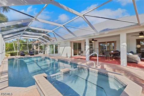 2562 SW 27th Pl, Cape Coral FL - photo 11 of 27