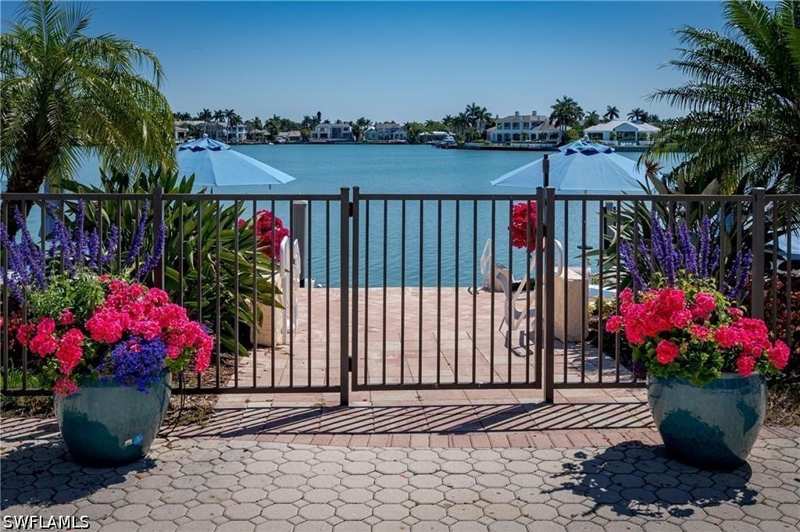 2 bedroom Condominium at 3450 Gulf Shore Blvd N 305, La Maison Club, Naples — photo 1