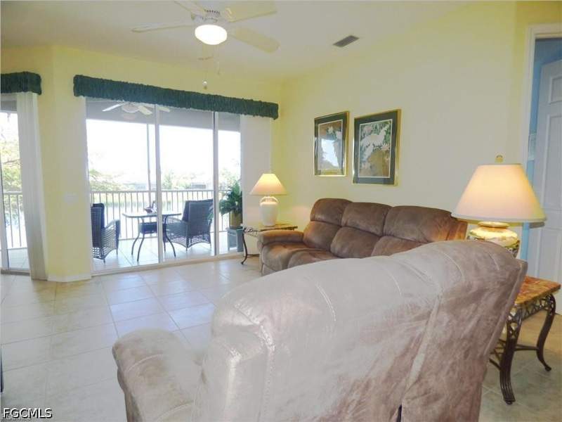 3 bedroom Condominium at 10018 Sky View Way 804, Jasmine Pointe, Fort Myers — photo 2