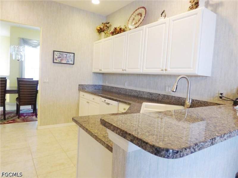 3 bedroom Condominium at 10018 Sky View Way 804, Jasmine Pointe, Fort Myers — photo 4