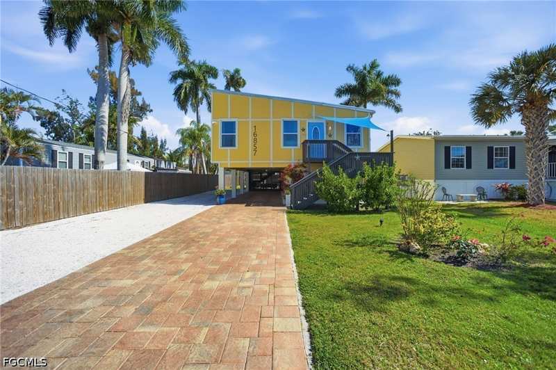 2 bedroom SingleFamilyResidence at 16857 Windcrest Dr, Cottage Point Unrec, Fort Myers — photo 1