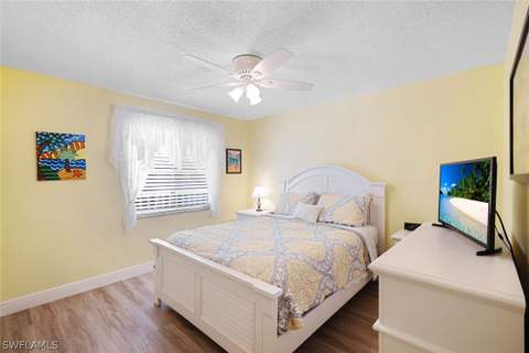 3041 Sandpiper Bay Cir H203, Naples FL - photo 14 of 23