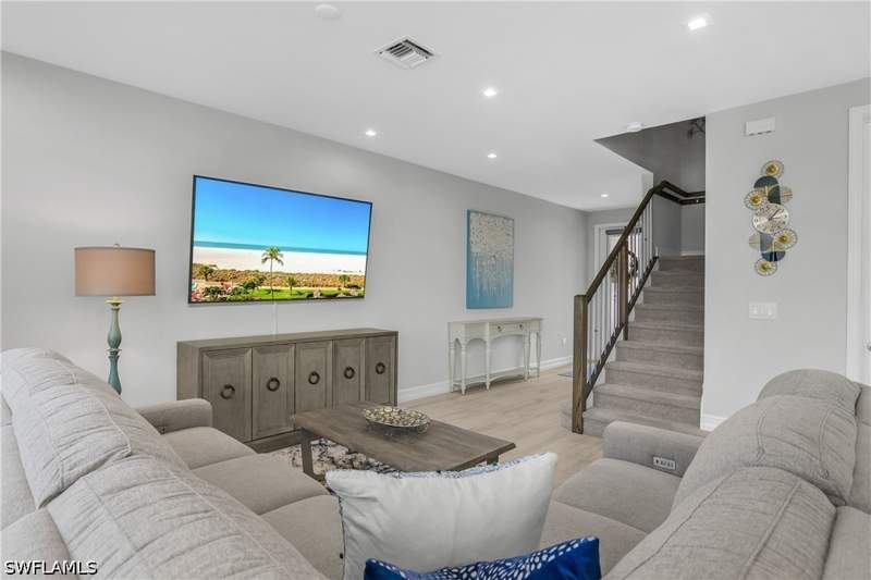 3 bedroom Townhouse at 7588 Morgan Way, Vanderbilt Reserve, Naples — photo 4
