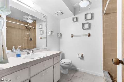 8677 Whispering Pines Dr, St James City FL - photo 14 of 43