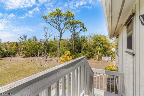 8677 Whispering Pines Dr, St James City FL - photo 6 of 43