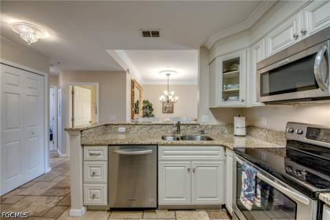 15370 Bellamar Cir 3411, Fort Myers FL - photo 11 of 50