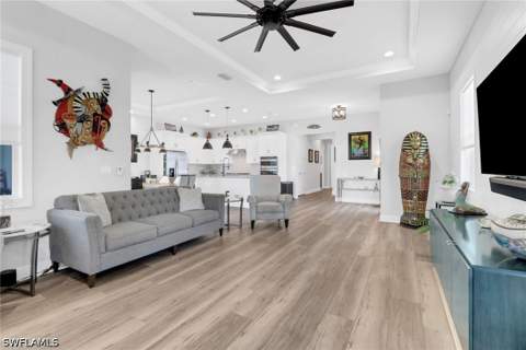 8966 Saint Lucia Dr, Naples FL - photo 8 of 37