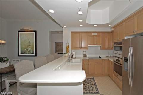 2738 Tiburon Blvd E B403, Naples FL - photo 17 of 27