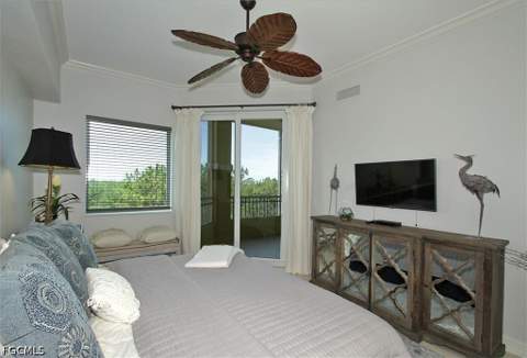 2738 Tiburon Blvd E B403, Naples FL - photo 20 of 27