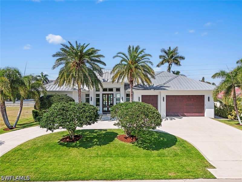 4 bedroom SingleFamilyResidence at 1467 Marlin Dr, Royal Harbor, Naples — photo 1