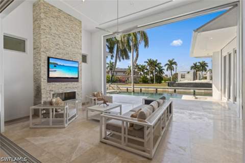 1467 Marlin Dr, Naples FL - photo 12 of 41