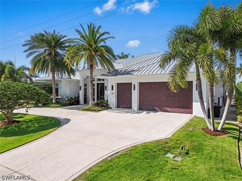 4 bedroom SingleFamilyResidence at 1467 Marlin Dr, Royal Harbor, Naples — photo 3