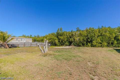 25 & 26 Plantation Dr, Everglades City FL - photo 22 of 30