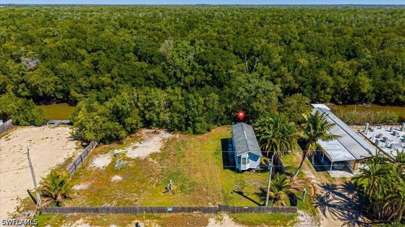 1 bedroom ManufacturedHome at 25 & 26 Plantation Dr, Plantation Island, Everglades City — photo 3