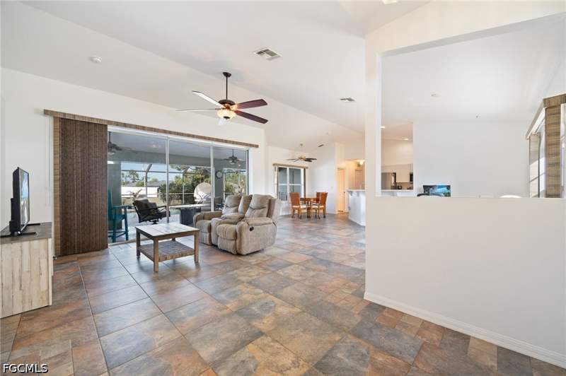 3 bedroom SingleFamilyResidence at 2824 NW 27th Ave, Cape Coral, Cape Coral — photo 4