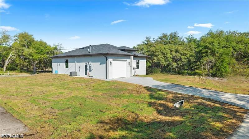 3 bedroom SingleFamilyResidence at 1805 Truman Ave, Lehigh Acres, Lehigh Acres — photo 4