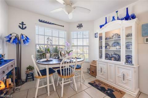 213 SE 4th Pl, Cape Coral FL - photo 15 of 48