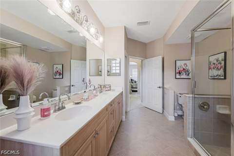 16580 Crownsbury Way 202, Fort Myers FL - photo 13 of 34