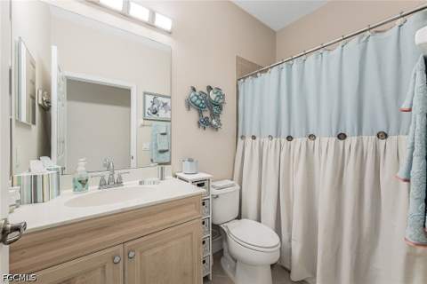 16580 Crownsbury Way 202, Fort Myers FL - photo 17 of 34