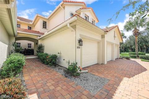16580 Crownsbury Way 202, Fort Myers FL - photo 20 of 34