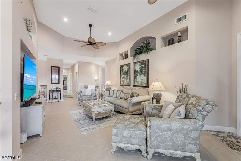 3 bedroom Condominium at 16580 Crownsbury Way 202, Oxford Pointe, Fort Myers — photo 3