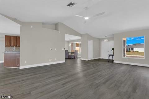 814 NW 11th Pl, Cape Coral FL - photo 13 of 38