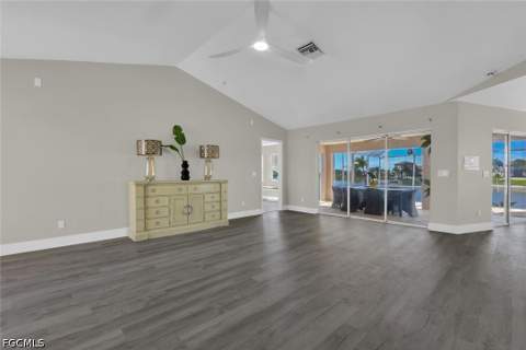 814 NW 11th Pl, Cape Coral FL - photo 6 of 38