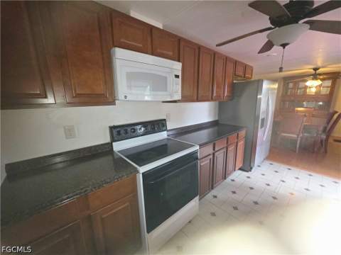 8290 Nault Rd, North Fort Myers FL - photo 9 of 26