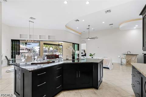 4928 SW 11th Pl, Cape Coral FL - photo 8 of 31