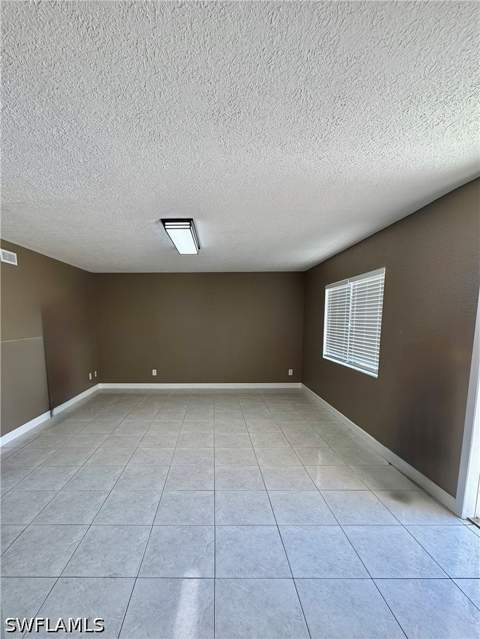 4603 Bayshore Dr F4, Naples FL - photo 8 of 13