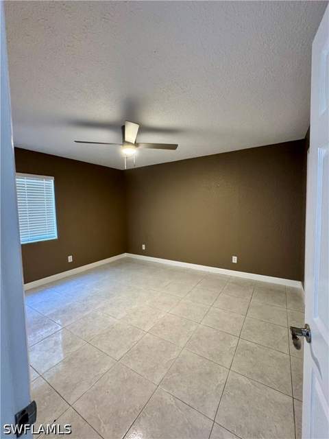 4603 Bayshore Dr F4, Naples FL - photo 9 of 13