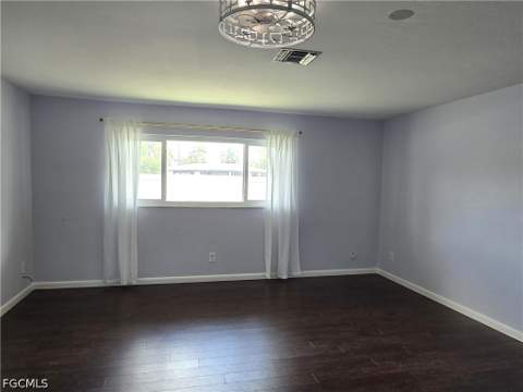 8512 Chatham St, Fort Myers FL - photo 17 of 32
