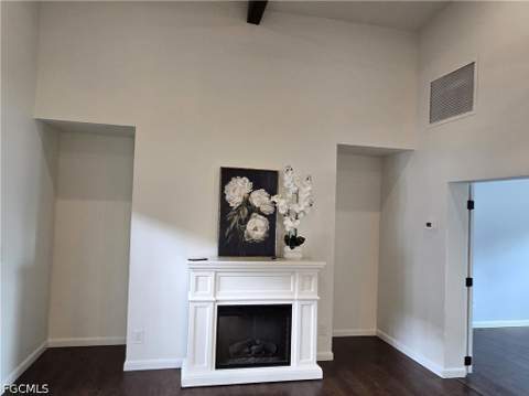 8512 Chatham St, Fort Myers FL - photo 6 of 32