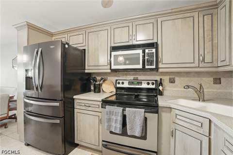 6891 Estero Blvd 362, Fort Myers Beach FL - photo 11 of 47