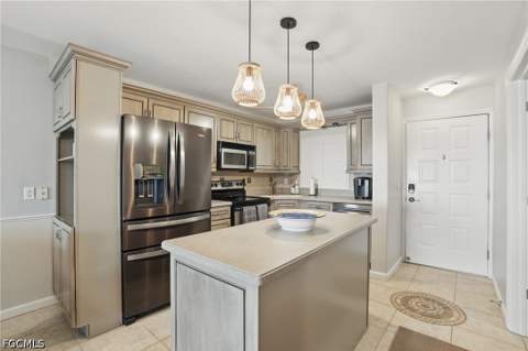 6891 Estero Blvd 362, Fort Myers Beach FL - photo 7 of 47