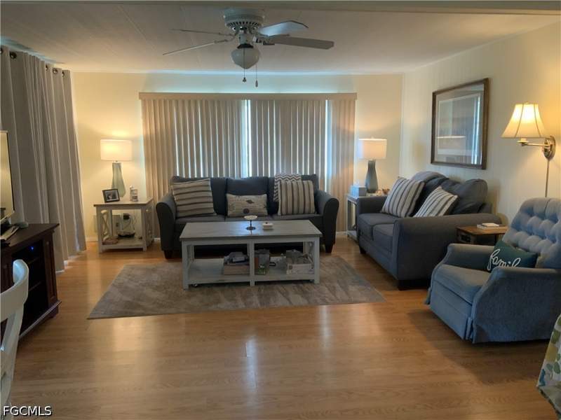 2 bedroom ManufacturedHome at 250 Palmer Blvd, Six Lakes Country Club, North Fort Myers — photo 4
