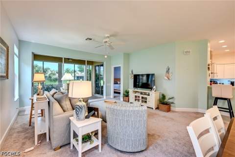 8786 E Bay Cir, Fort Myers FL - photo 8 of 33