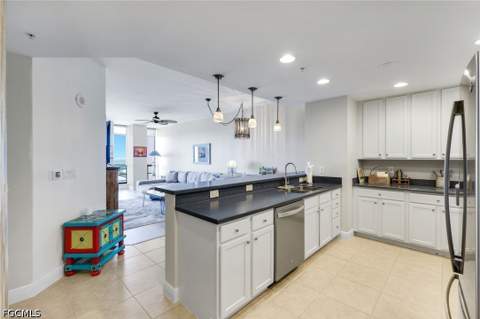 5781 Cape Harbour Dr 1108, Cape Coral FL - photo 11 of 39