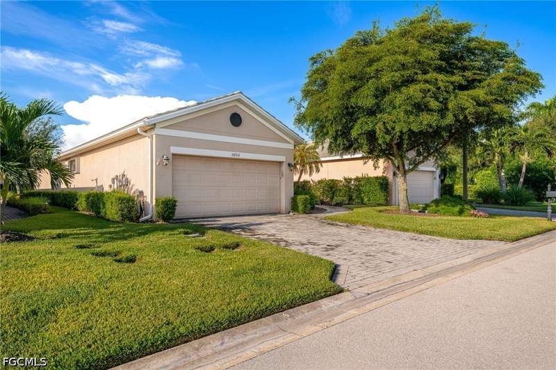 2 bedroom SingleFamilyResidence at 2652 Vareo Ct, Sandoval, Cape Coral — photo 2