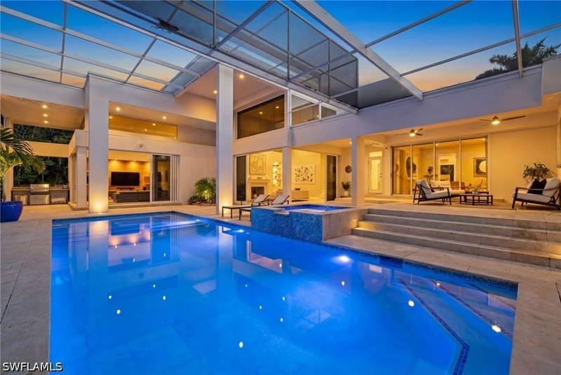 4 bedroom SingleFamilyResidence at 12933 Coco Plum Ln, Quail Creek, Naples — photo 3