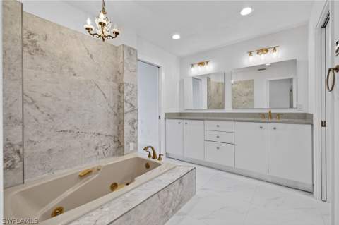 6824 Danah Ct, Fort Myers FL - photo 15 of 44