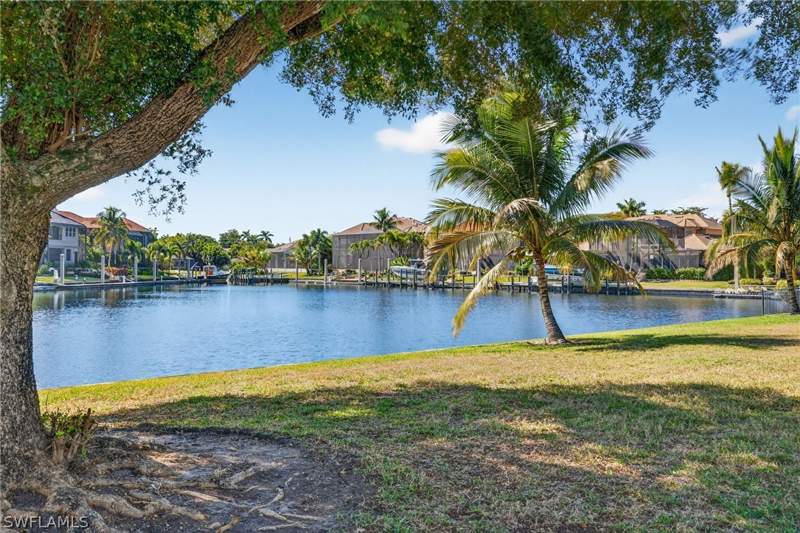 4 bedroom SingleFamilyResidence at 6824 Danah Ct, Palmetto Point, Fort Myers — photo 5