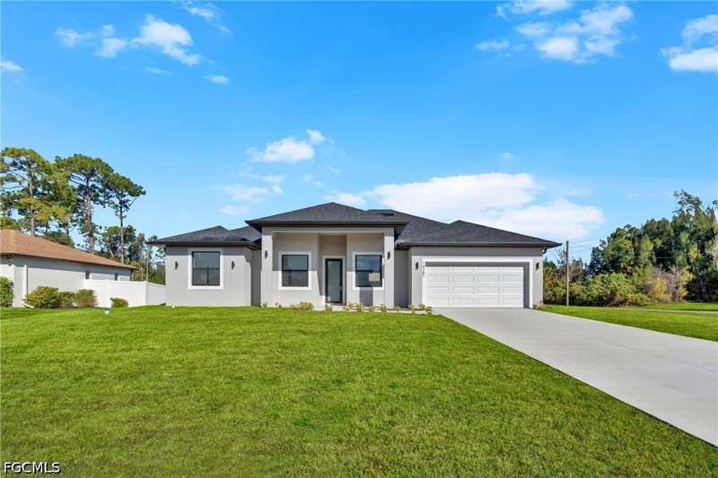 4 bedroom SingleFamilyResidence at 761 Nina Ave S, Lehigh Acres, Lehigh Acres — photo 1