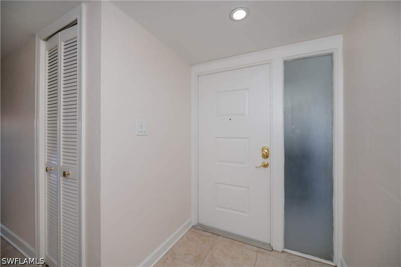 2 bedroom Condominium at 4396 Bowsprit Ct 4E, Windjammer Village At The Land, Fort Myers — photo 4