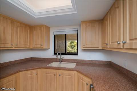 4396 Bowsprit Ct 4E, Fort Myers FL - photo 8 of 50
