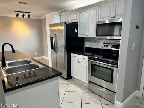 2366 E Mall Dr 514, Fort Myers FL - photo 18 of 25