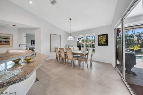532 Roma Ct, Naples FL - photo 11 of 17