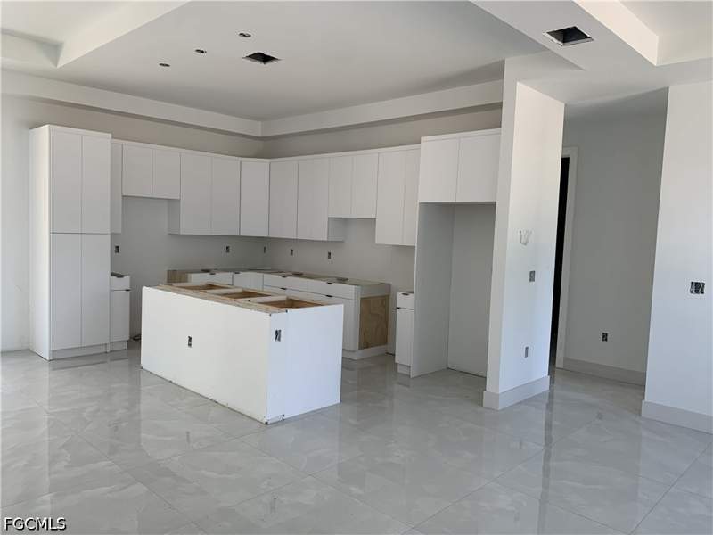 3 bedroom SingleFamilyResidence at 1016 Cortez AVE, LEHIGH ACRES, Lehigh Acres — photo 2