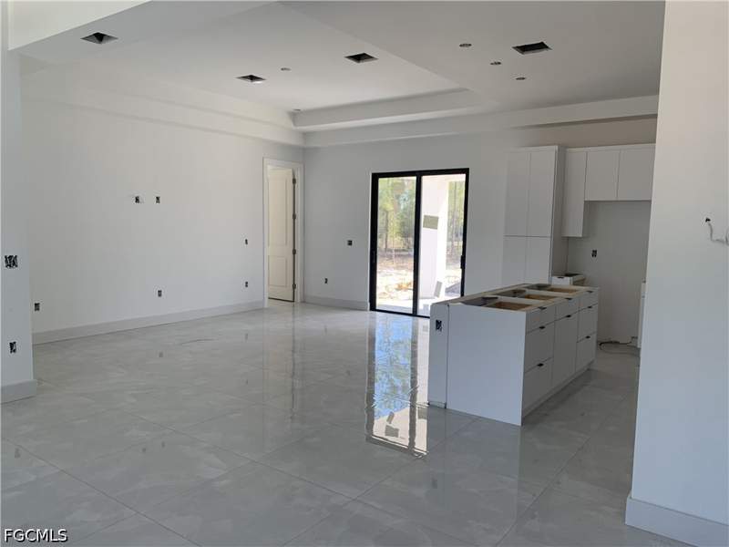 3 bedroom SingleFamilyResidence at 1016 Cortez AVE, LEHIGH ACRES, Lehigh Acres — photo 3